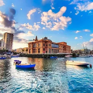 Cavour 133 Gasthof Bari
