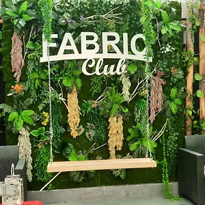 https://fabric-hostel.hotels-amalfi.com